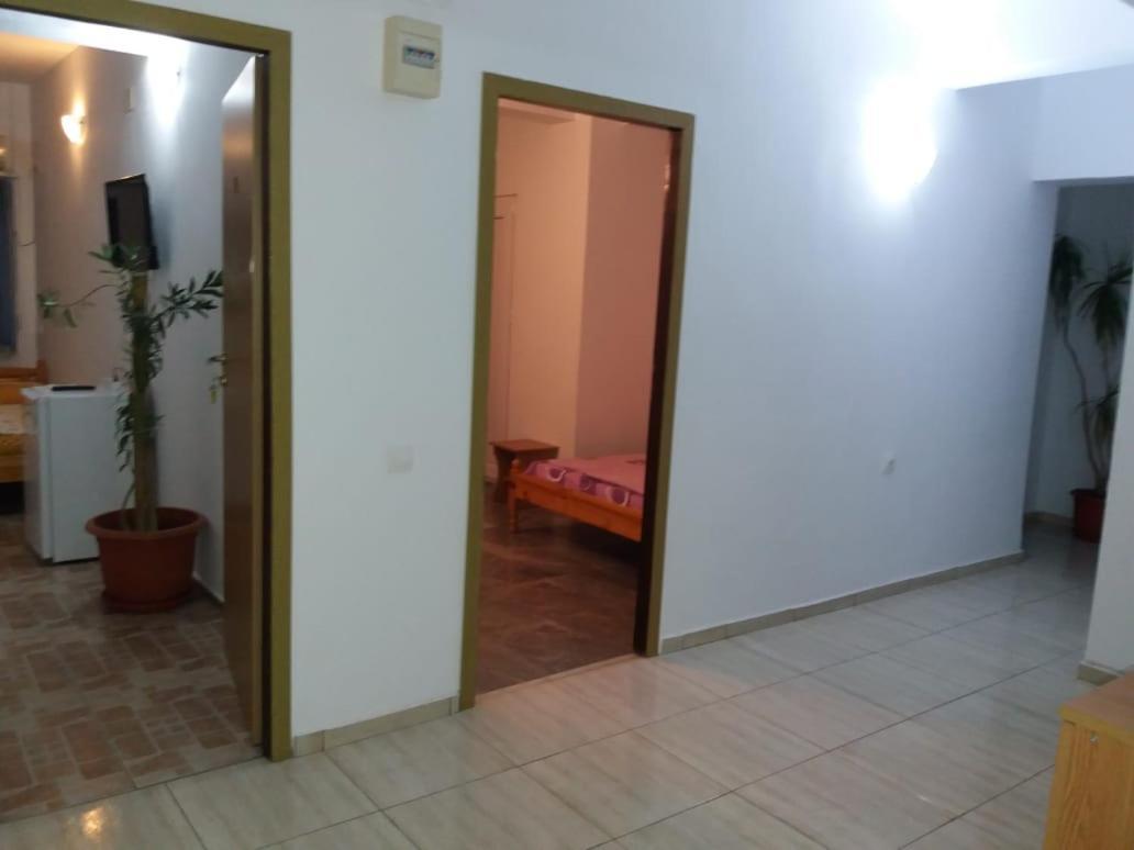 Cazare Eforie Nord, Plaja Acapulco, Garsoniere Four Studios, Bucatarie Comuna, Baie Proprie, Etaj 4, Fara Lift Luaran gambar