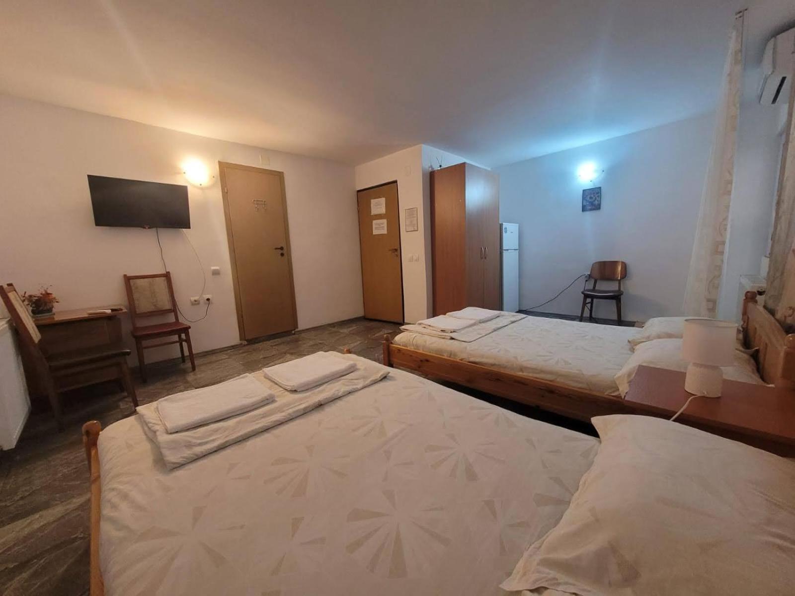 Cazare Eforie Nord, Plaja Acapulco, Garsoniere Four Studios, Bucatarie Comuna, Baie Proprie, Etaj 4, Fara Lift Luaran gambar